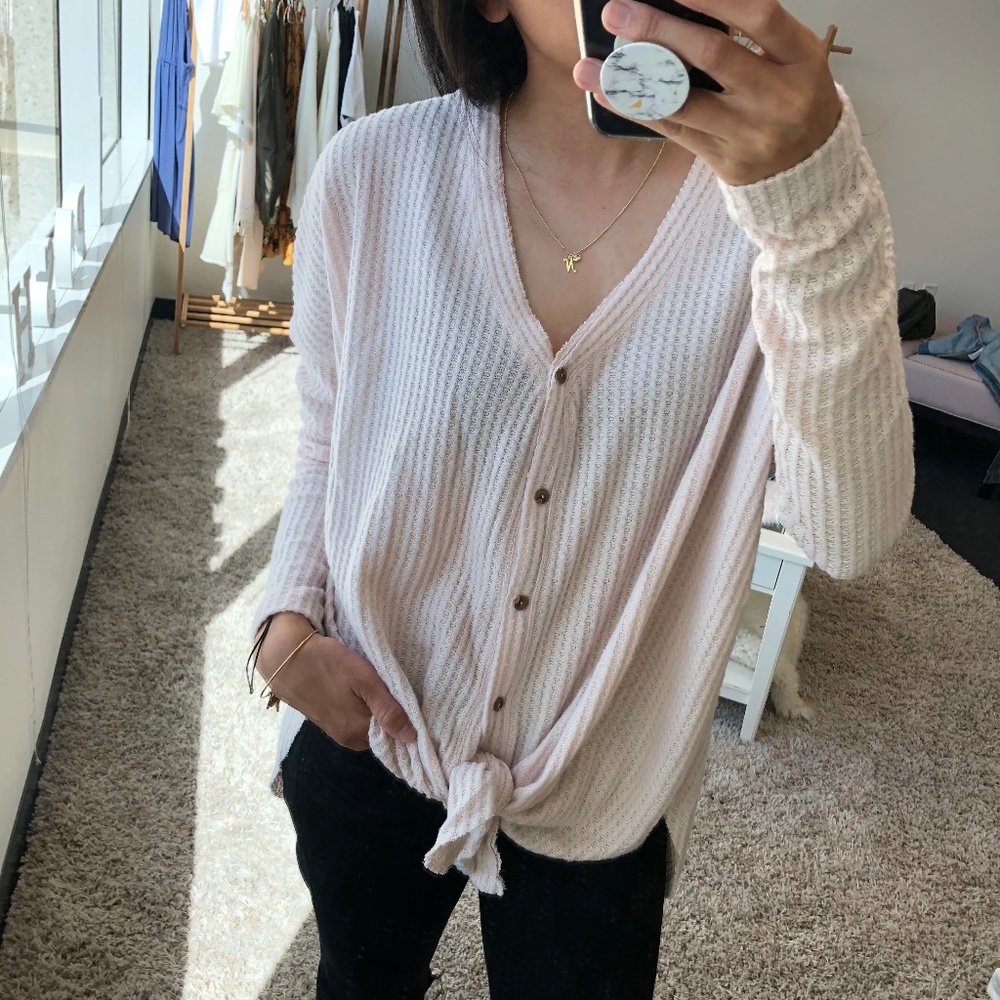 LYNN Thermal Button Down Sweater - Picture 3 of 8